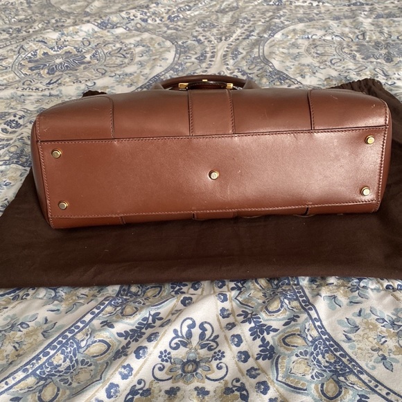 Gucci Lady Buckle Handbag - Picture 3 of 10